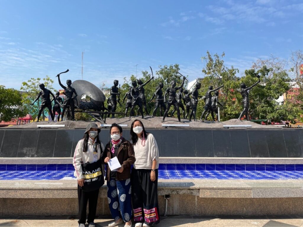 ผู้อำนวยการศูนย์เครือข่ายสัมพันธ์และแหล่งทุน และบุคลากรกองทุนส่งเสริมศิลปะร่วมสมัย ร่วมลงพื้นที่ติดตามผลงานในงานมหกรรมศิลปะนานาชาติ ครั้งที่ 2 5 269803098 1841769779349557 4865792666527953685 n