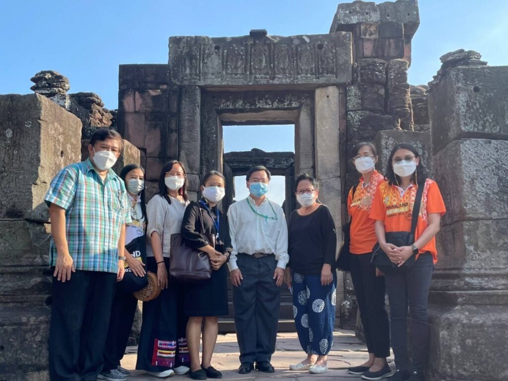 ผู้อำนวยการศูนย์เครือข่ายสัมพันธ์และแหล่งทุน และบุคลากรกองทุนส่งเสริมศิลปะร่วมสมัย ร่วมลงพื้นที่ติดตามผลงานในงานมหกรรมศิลปะนานาชาติ ครั้งที่ 2 1 269817939 1841768679349667 8178491477438485772 n