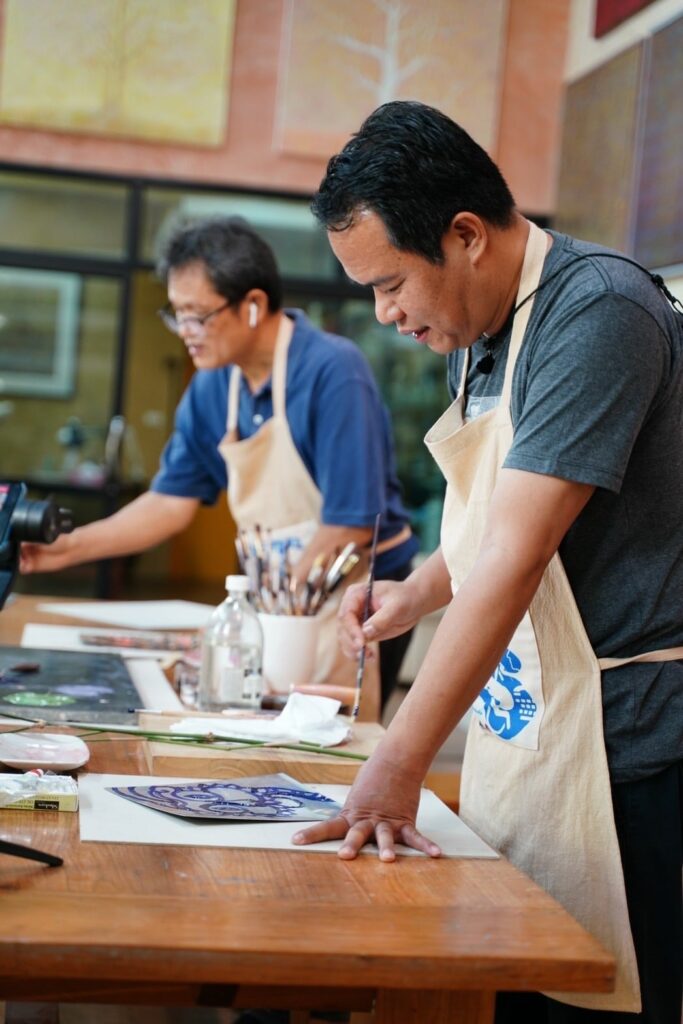 กิจกรรมการอบรมเชิงปฏิบัติการ Art Workshop ในโครงการสุขศิลป์แบบองค์รวมเพื่อการพัฒนาศักยภาพครูผู้สอนศิลปะเด็กพิการภาคเหนือ ประจำปีงบประมาณ 2565 12 277110076 333961215448864 5042670395668461465 n