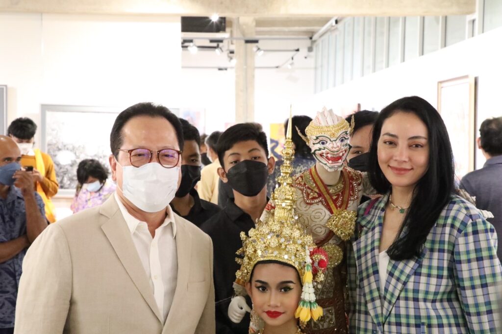 พิธีเปิดนิทรรศการ "ศิลปะเพื่อสายน้ำ" ณ หอศิลป์ร่วมสมัยราชดำเนิน กรุงเทพฯ 18 IMG 6883
