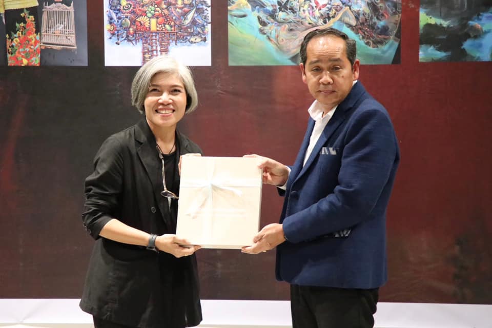 พิธีเปิดนิทรรศการสร้างสรรค์ศิลปกรรมภาคใต้ 22 344551816 765185478327552 8687159798441487353 n 1