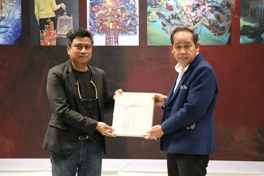 พิธีเปิดนิทรรศการสร้างสรรค์ศิลปกรรมภาคใต้ 21 344774145 633015124902157 2397050411546797646 n 1