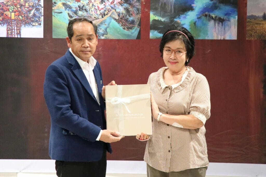 พิธีเปิดนิทรรศการสร้างสรรค์ศิลปกรรมภาคใต้ 18 345000841 999982990995124 8692905684263568530 n 1