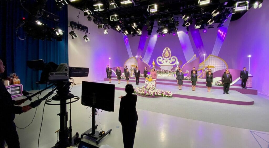 [yนทึกเทปโทรทัศน์ถวายพระพรชัยมงคล สมเด็จพระนางเจ้าสุทิดา พัชรสุธาพิมลลักษณ พระบรมราชินี เนื่องในโอกาสวันเฉลิมพระชนมพรรษา 3 มิถุนายน 2566 12 348906953 270888032050730 7272205891770821302 n